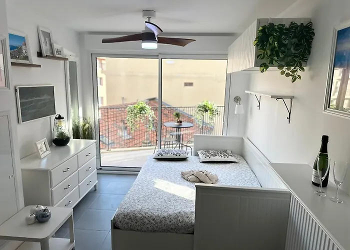 A Proximite Du Port De